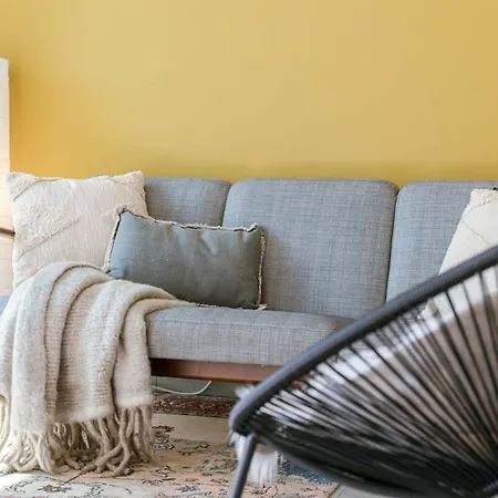 Comfortable With Terrace In *