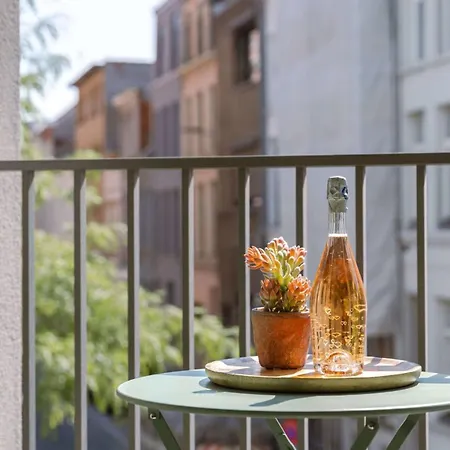 Comfortable With Terrace In * Amberes