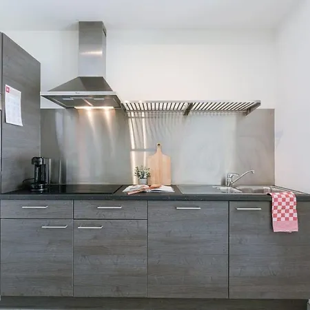 Comfortable With Terrace In Διαμέρισμα